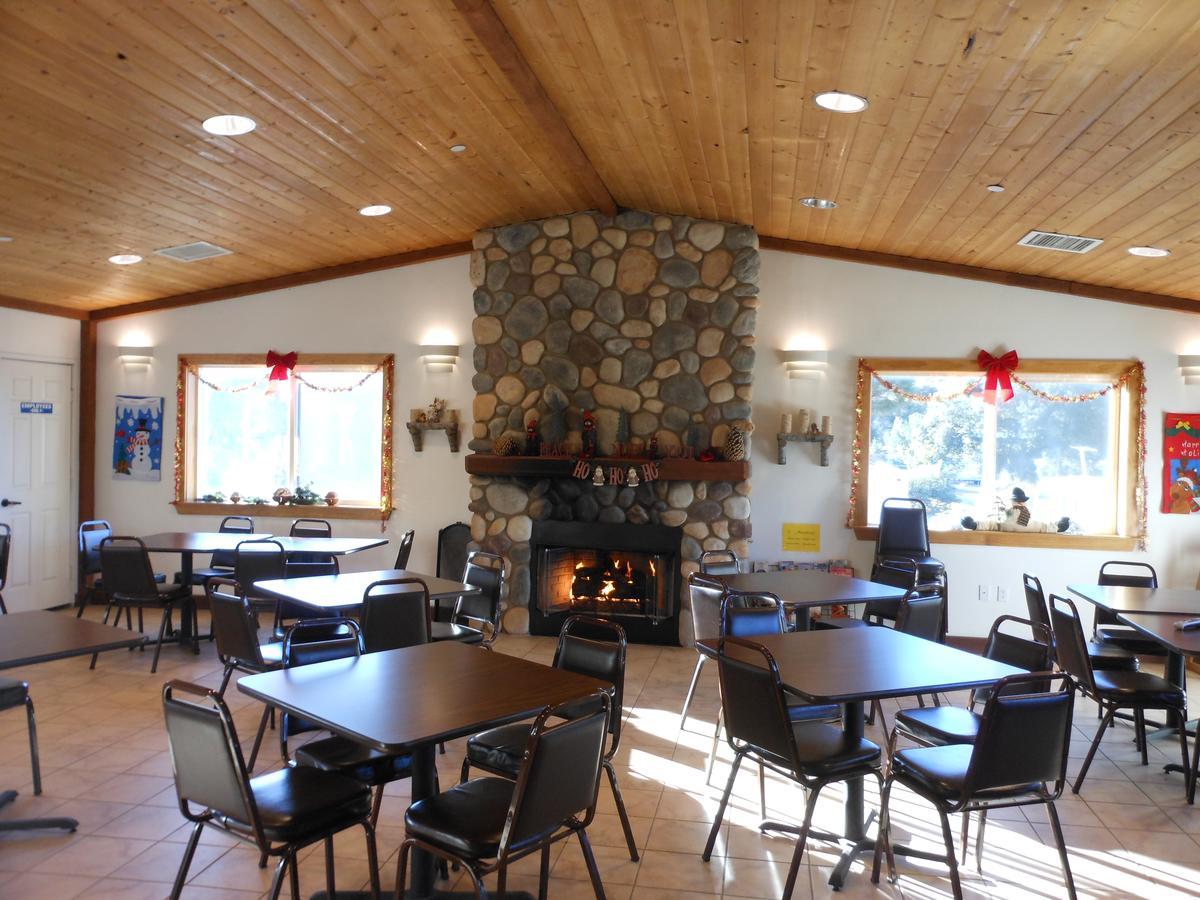 Oakzanita Springs Camping Resort Cottage 4 Descanso Екстериор снимка